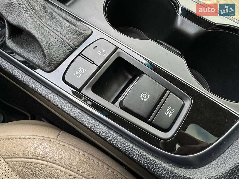 Седан Hyundai Sonata 2016 в Киеве