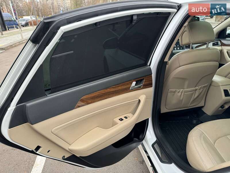 Седан Hyundai Sonata 2016 в Киеве