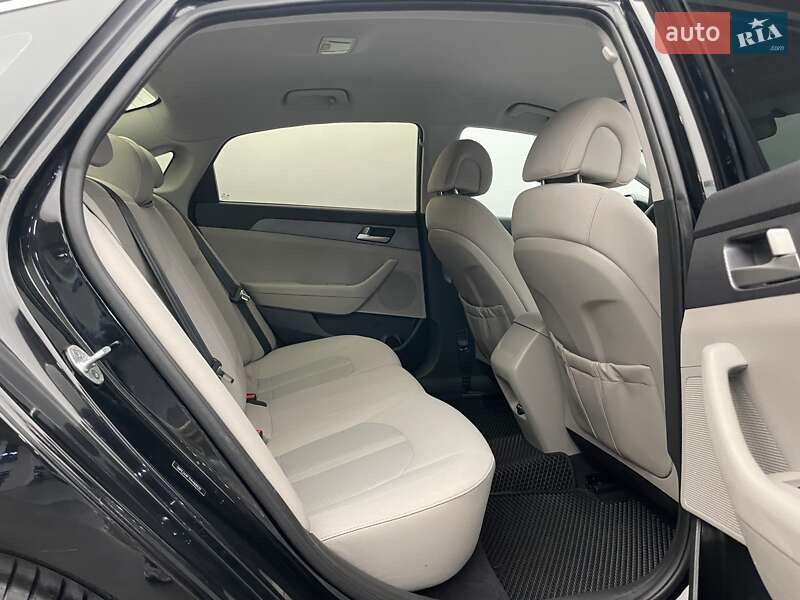 Седан Hyundai Sonata 2016 в Киеве