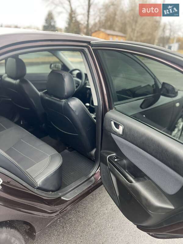 Седан Hyundai Sonata 2008 в Чернигове фото 8 Седан Hyundai Sonata 2008 в Чернигове