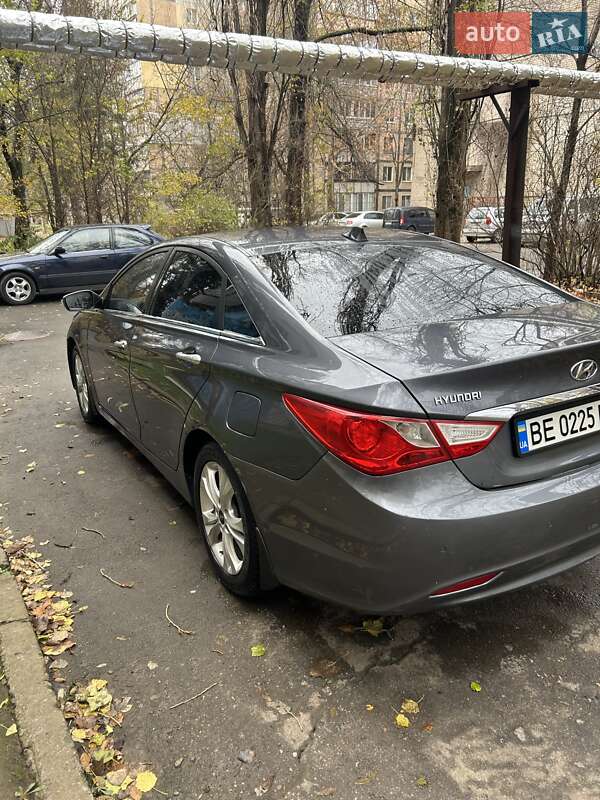 Седан Hyundai Sonata 2010 в Николаеве