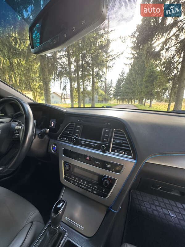 Седан Hyundai Sonata 2015 в Тернополе