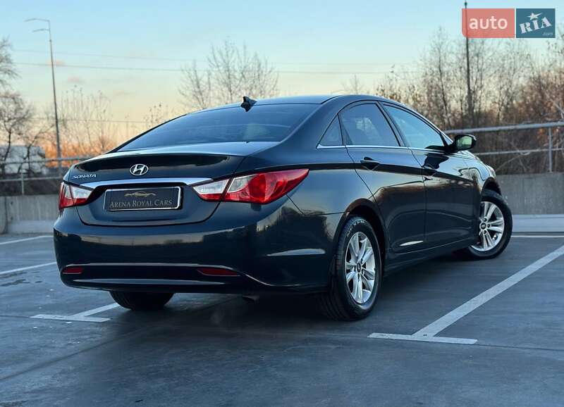 Седан Hyundai Sonata 2013 в Киеве