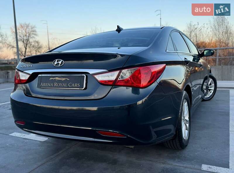 Седан Hyundai Sonata 2013 в Киеве