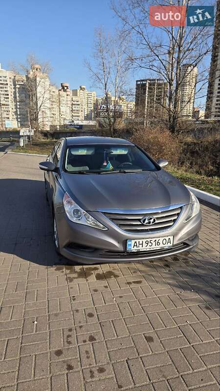 Седан Hyundai Sonata 2014 в Киеве