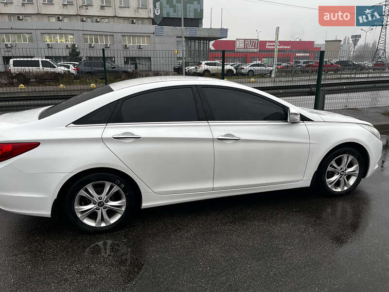 Седан Hyundai Sonata 2012 в Киеве