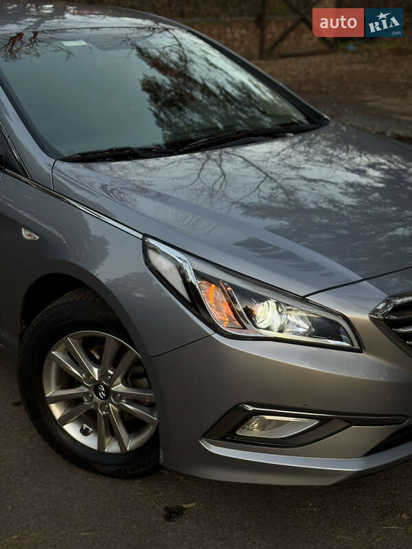 Седан Hyundai Sonata 2016 в Киеве