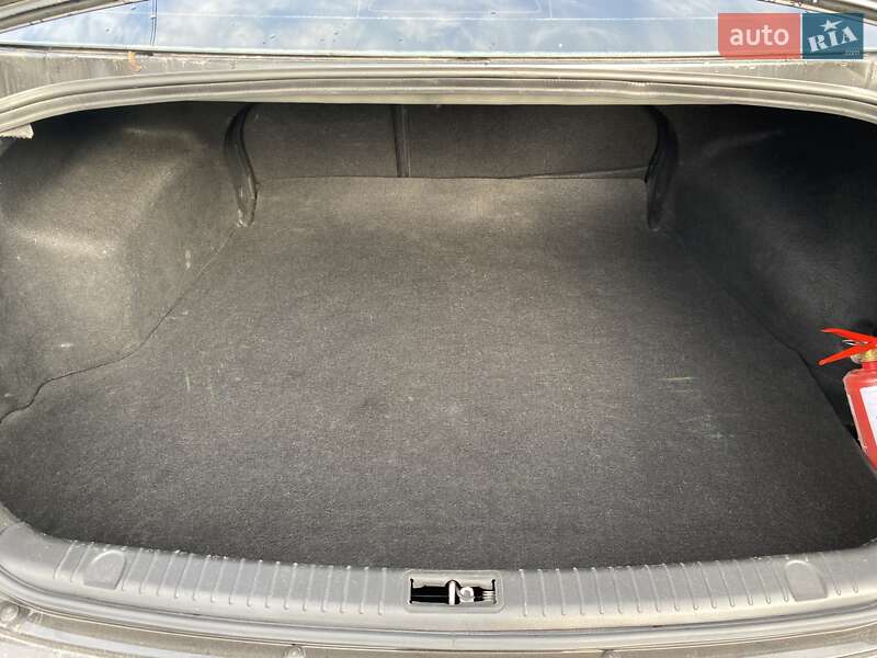 Седан Hyundai Sonata 2009 в Днепре