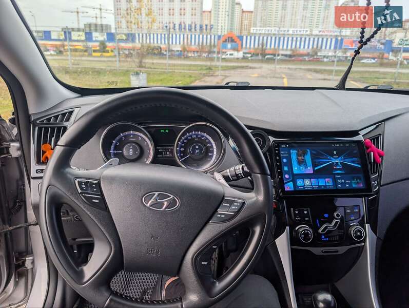 Седан Hyundai Sonata 2011 в Киеве фото 10 Седан Hyundai Sonata 2011 в Киеве