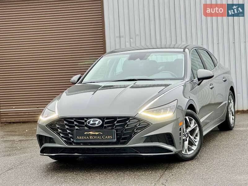 Седан Hyundai Sonata 2022 в Киеве