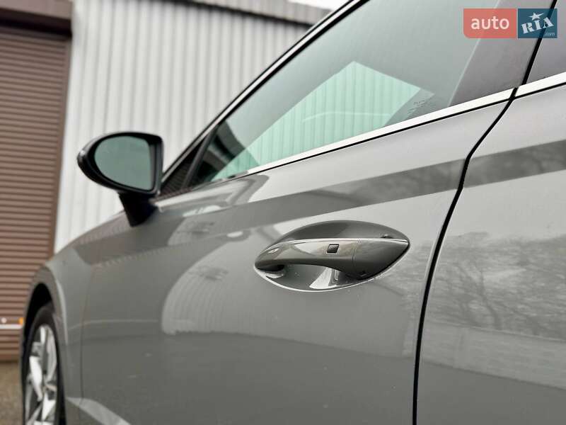 Седан Hyundai Sonata 2022 в Киеве