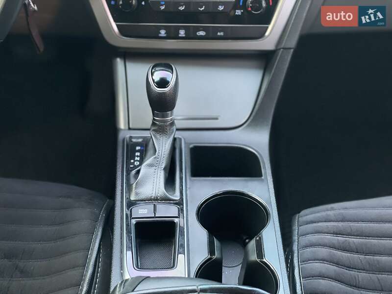 Седан Hyundai Sonata 2016 в Днепре