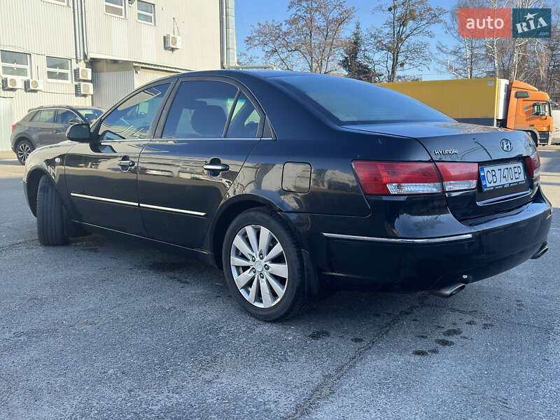 Седан Hyundai Sonata 2009 в Чернигове