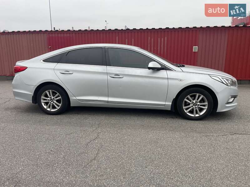 Седан Hyundai Sonata 2017 в Киеве