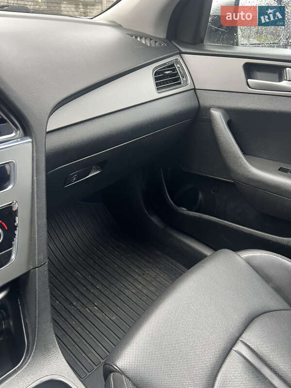 Седан Hyundai Sonata 2015 в Киеве