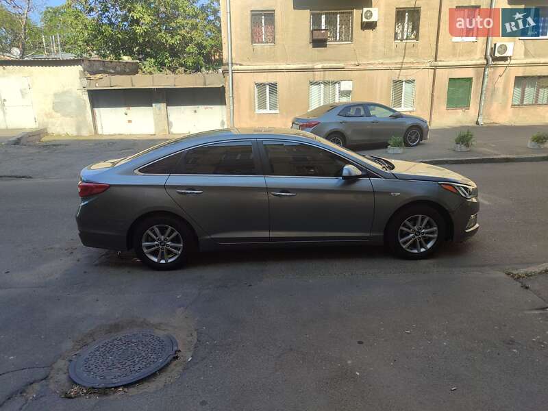 Седан Hyundai Sonata 2016 в Одессе