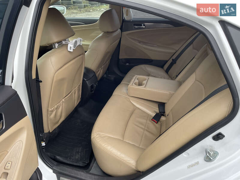 Седан Hyundai Sonata 2013 в Одессе