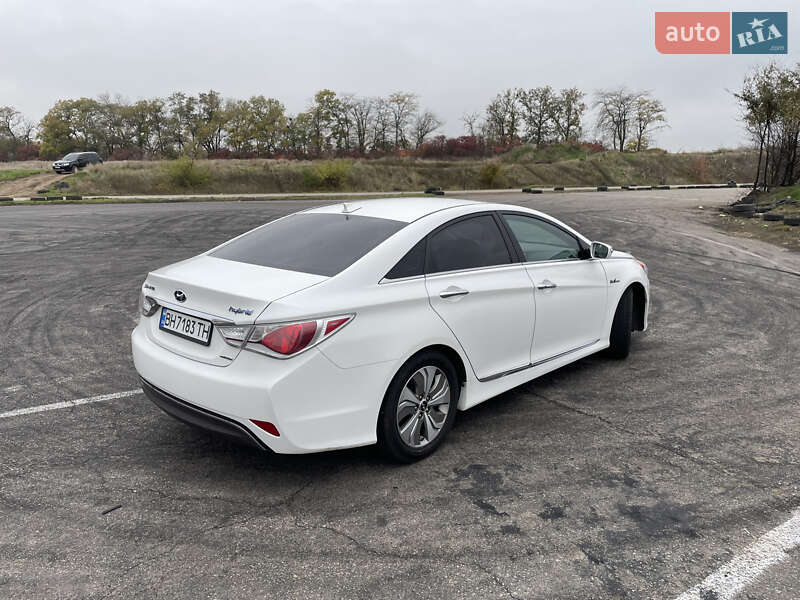 Седан Hyundai Sonata 2013 в Одессе
