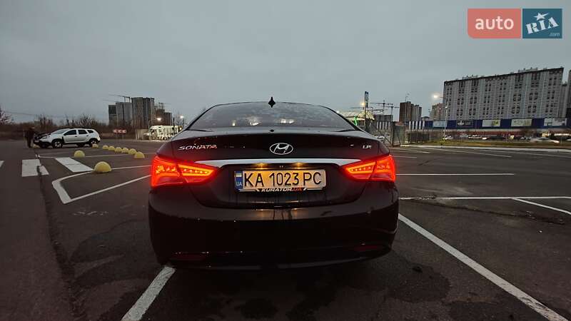 Седан Hyundai Sonata 2014 в Киеве
