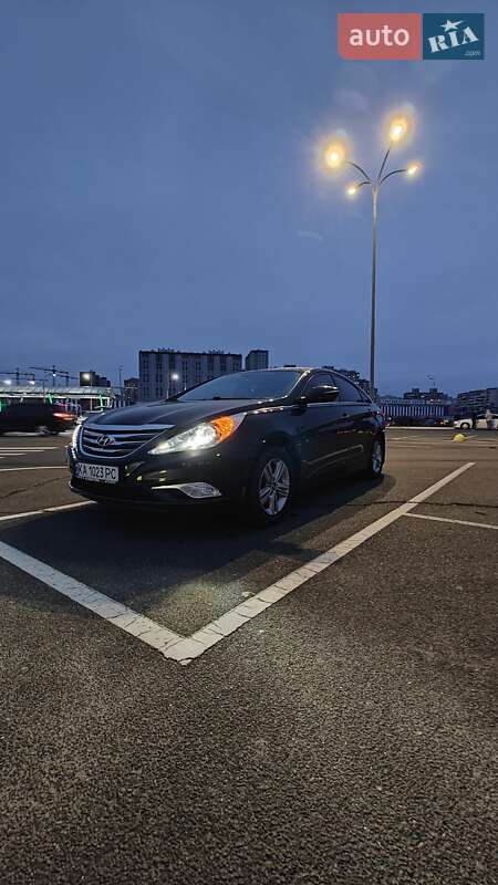 Седан Hyundai Sonata 2014 в Киеве