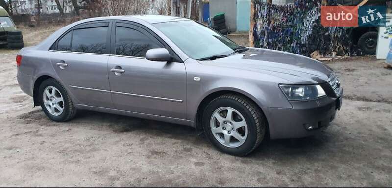 Седан Hyundai Sonata 2006 в Маньковке