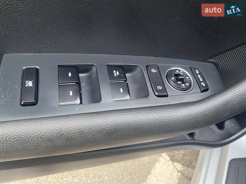 Седан Hyundai Sonata 2018 в Киеве фото 11 Седан Hyundai Sonata 2018 в Киеве