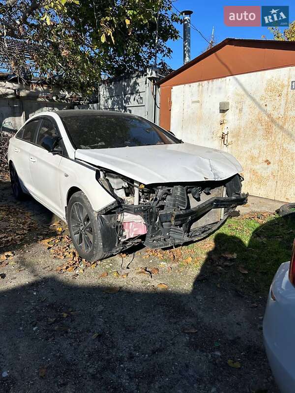Седан Hyundai Sonata 2015 в Одессе
