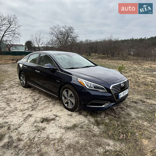 Седан Hyundai Sonata 2017 в Десне