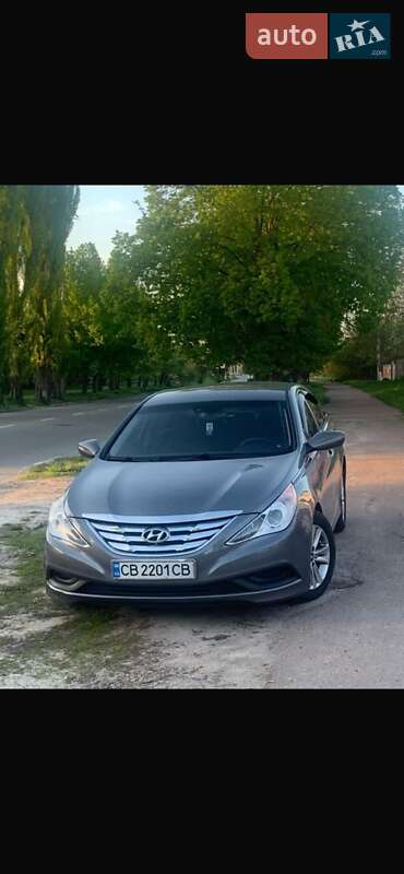 Седан Hyundai Sonata 2014 в Киеве фото Седан Hyundai Sonata 2014 в Киеве