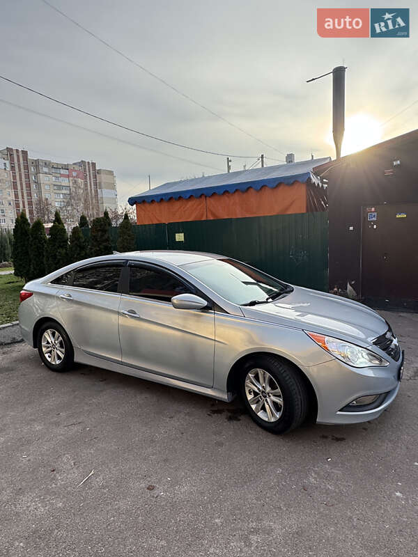 Седан Hyundai Sonata 2014 в Киеве