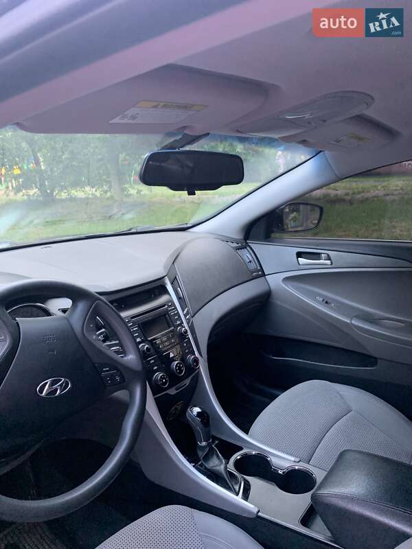 Седан Hyundai Sonata 2013 в Киеве