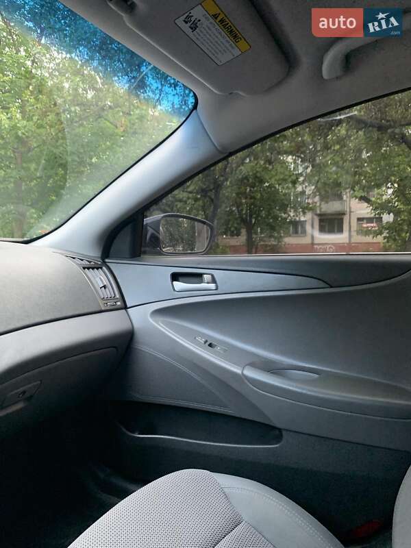 Седан Hyundai Sonata 2013 в Киеве
