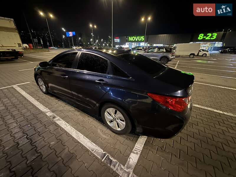 Седан Hyundai Sonata 2013 в Киеве