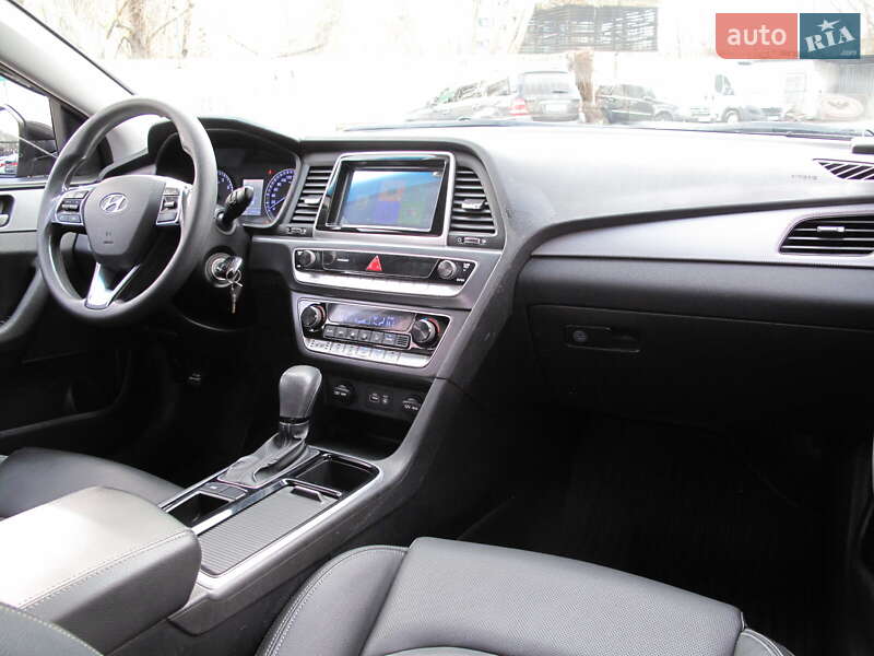 Седан Hyundai Sonata 2017 в Києві