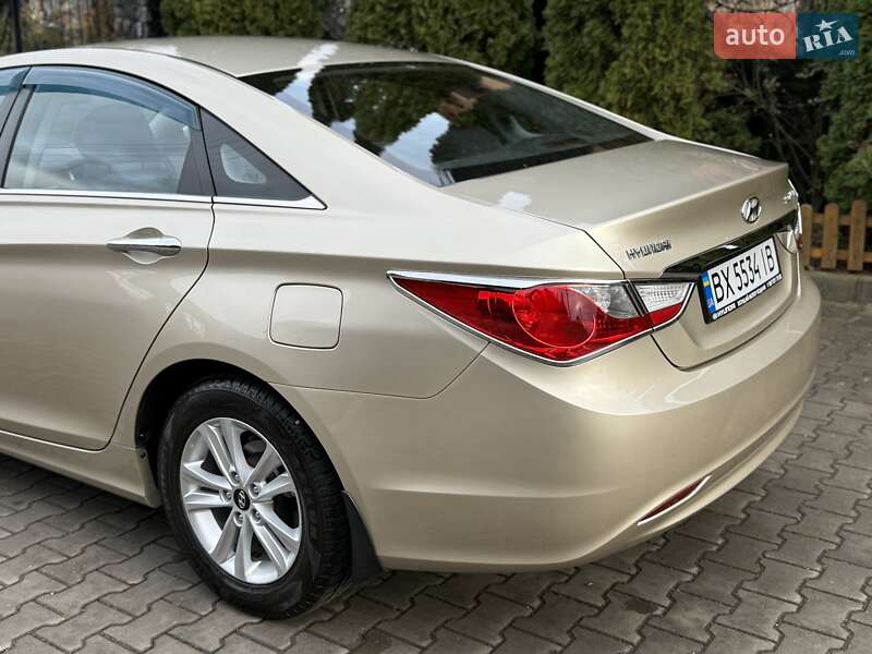 Седан Hyundai Sonata 2010 в Хмельницком