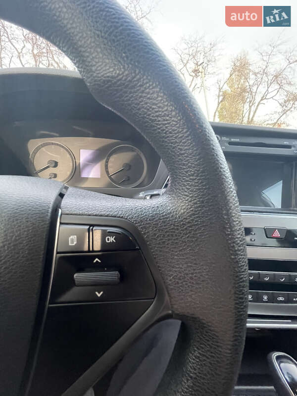 Седан Hyundai Sonata 2016 в Одессе