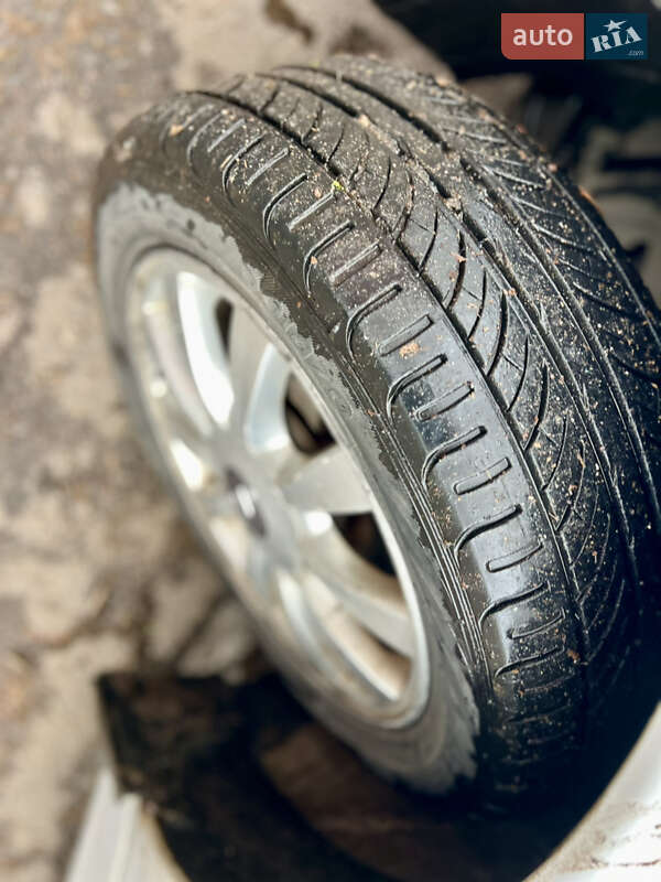 Седан Hyundai Sonata 2002 в Львове