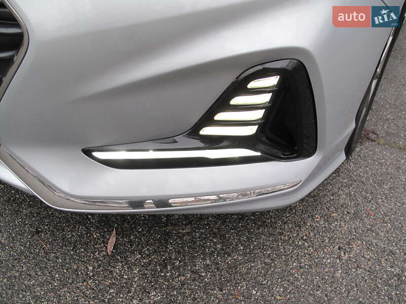 Седан Hyundai Sonata 2018 в Киеве