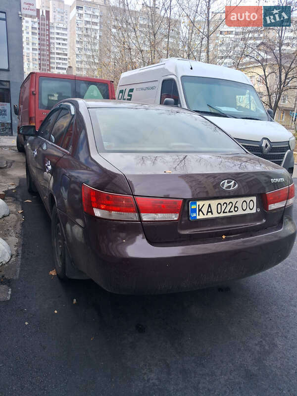 Седан Hyundai Sonata 2006 в Киеве