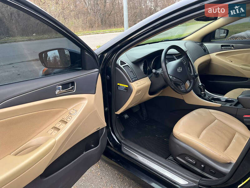 Седан Hyundai Sonata 2013 в Києві