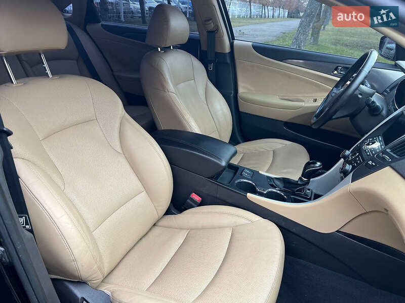 Седан Hyundai Sonata 2013 в Києві