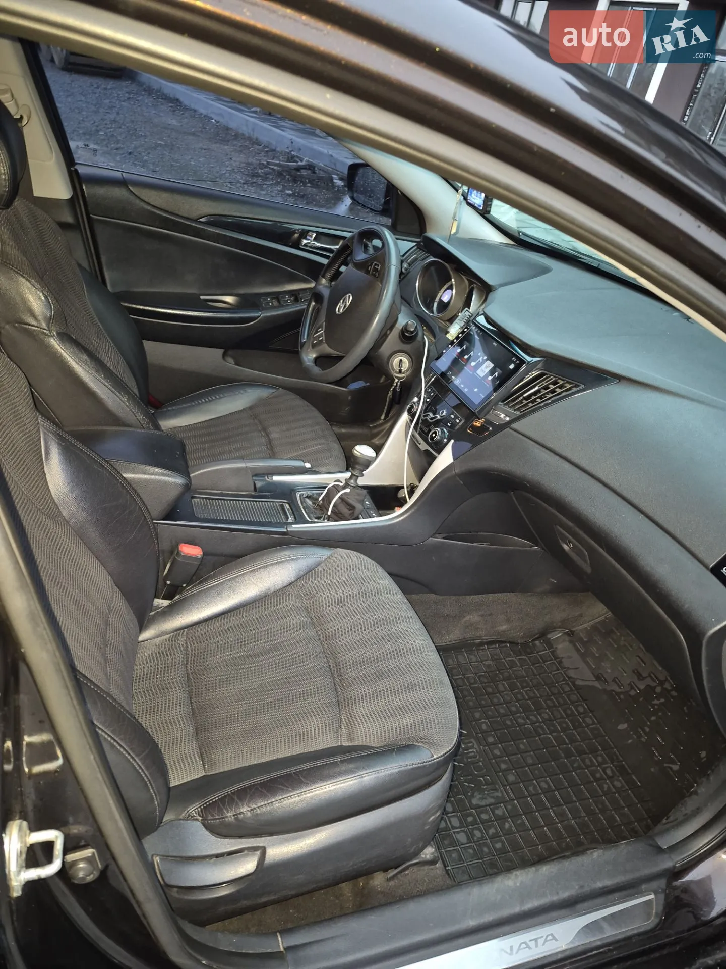 2010 Hyundai Sonata - мініатюра 9