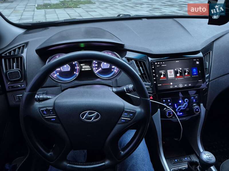 Седан Hyundai Sonata 2010 в Киеве