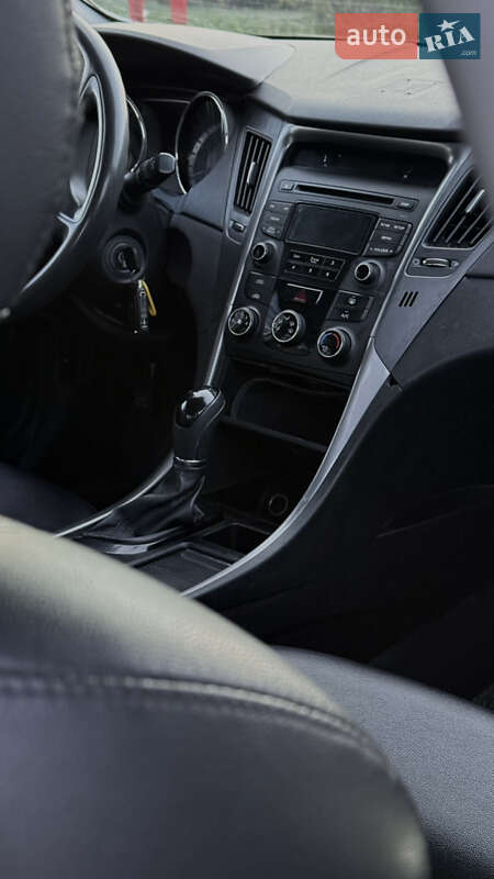 Седан Hyundai Sonata 2013 в Днепре