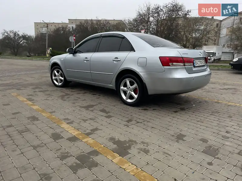 Hyundai Sonata 2006 VIN KMHEU41VP7A285638 фото оголошення 8 з 42