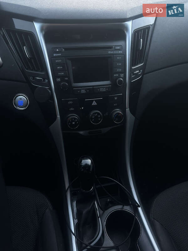 Седан Hyundai Sonata 2014 в Чернигове