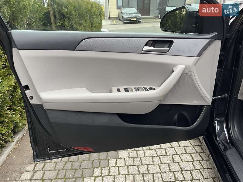 Седан Hyundai Sonata 2018 в Стрые