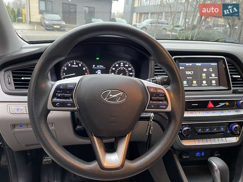 Седан Hyundai Sonata 2018 в Стрые