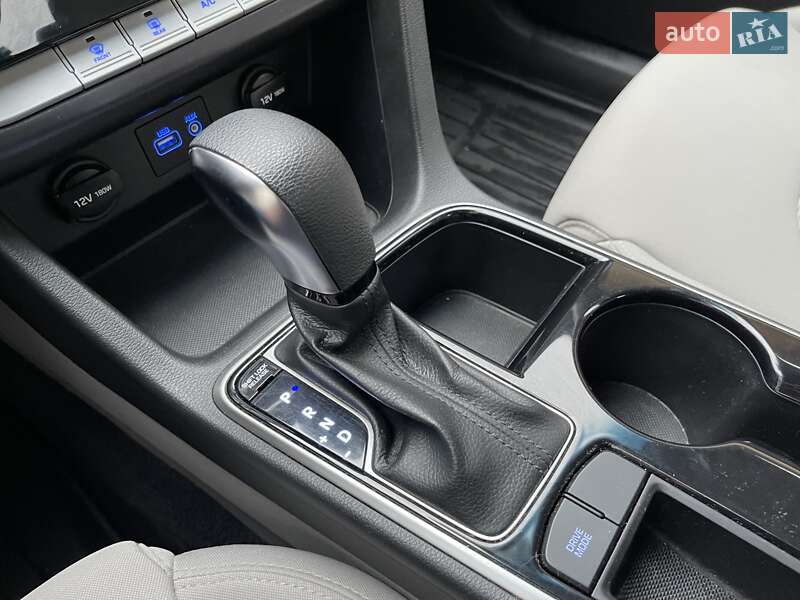 Седан Hyundai Sonata 2018 в Стрые