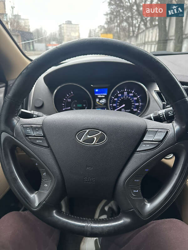 Седан Hyundai Sonata 2013 в Киеве